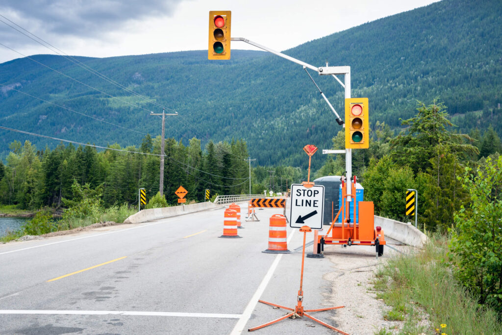 Mobile deployed traffic control lights on road